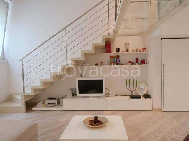 Appartamento in affitto a Milano via Pietro Pomponazzi, arredato, studio TrovaCasa