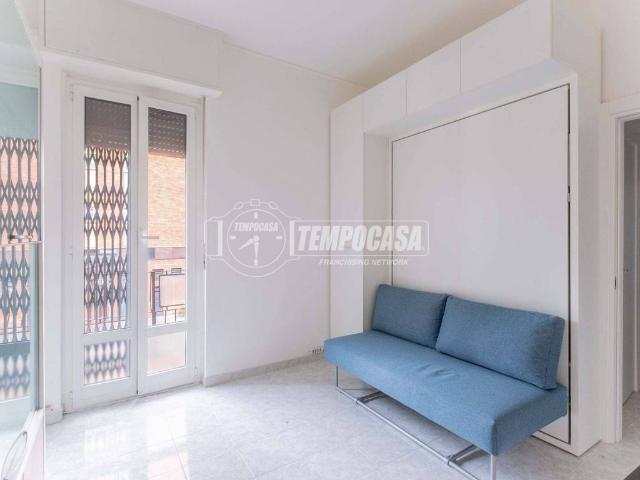 Appartamento in affitto a Milano via Privata Cesare Vignati, arredato, riscaldamento centralizzato, vicinanze negozi TrovaCasa