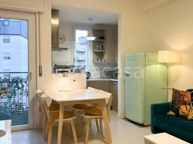 Appartamento in affitto a Milano via Privata Grado, arredato, lavatrice, frigorifero TrovaCasa