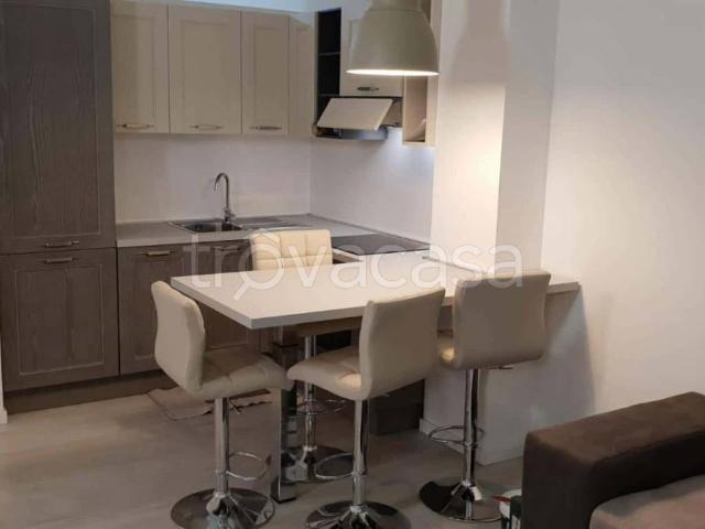 Appartamento in affitto a Milano via Privata Luigi Zoja, arredato, balcone TrovaCasa