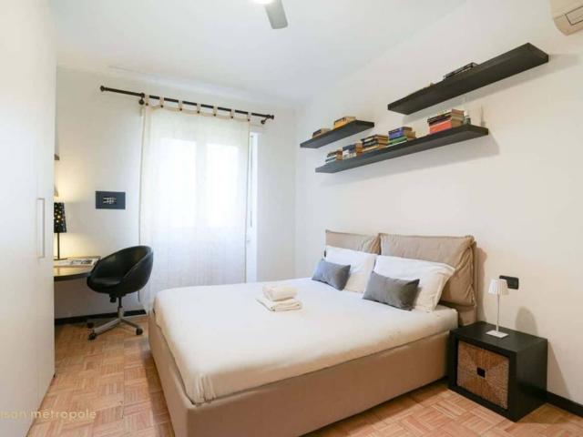 Appartamento in affitto a Milano via Privata Luigi Borgomainerio, arredato, balcone TrovaCasa