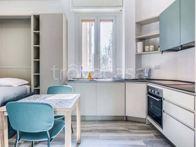 Appartamento in affitto a Milano via Privata Pietro Ogliari, arredato, giardino, ristrutturato TrovaCasa