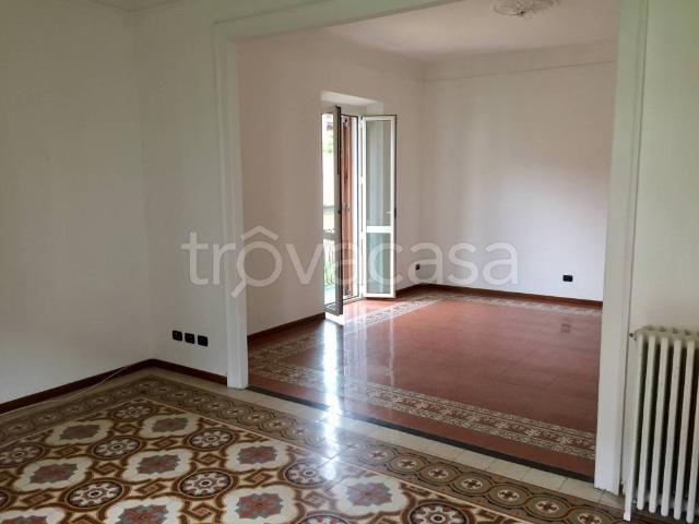 Appartamento in affitto a Milano via ravizza 31, parzialmente arredato, balcone, cucina abitabile TrovaCasa