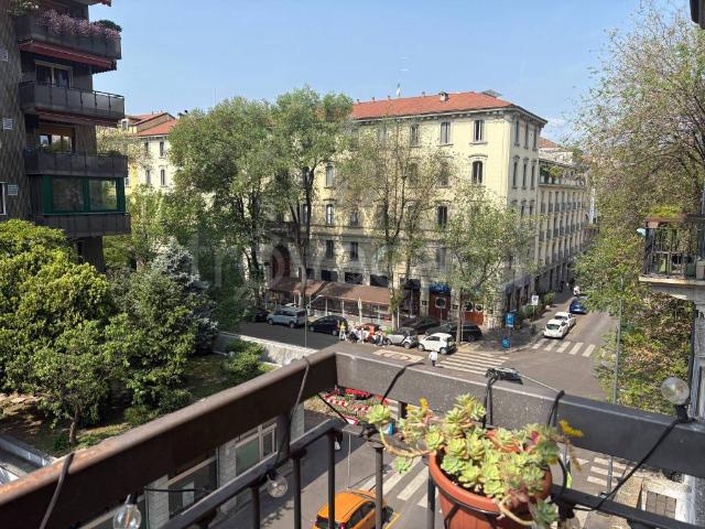 Appartamento in affitto a Milano via Raffaello Sanzio, 1, arredato, ascensore, doppia esposizione TrovaCasa