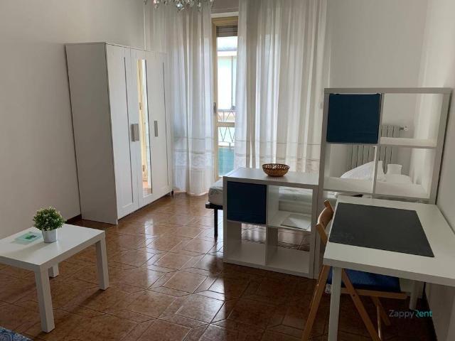 Appartamento in affitto a Milano via Rutilia, 4, arredato, terrazzo, ascensore TrovaCasa