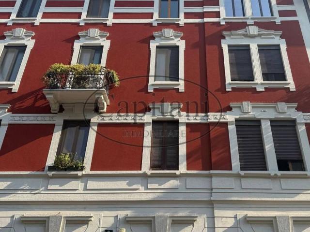 Appartamento in affitto a Milano via Ruggero Bonghi, 6, arredato, riscaldamento autonomo, immobile di prestigio TrovaCasa