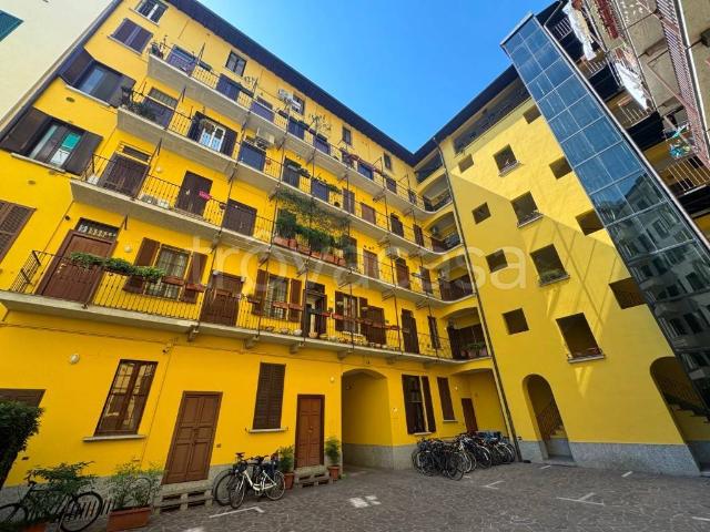 Appartamento in affitto a Milano via Ruggero di Lauria, 9, arredato, immobile di prestigio, doppia esposizione TrovaCasa