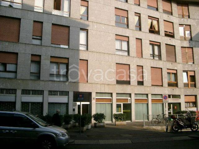 Appartamento in affitto a Milano via Wittgens 3, ascensore, riscaldamento centralizzato, contesto signorile TrovaCasa
