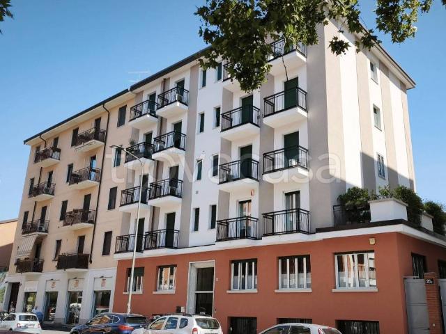 Appartamento in affitto a Milano via Tagiura, 23, Tripoli Soderini