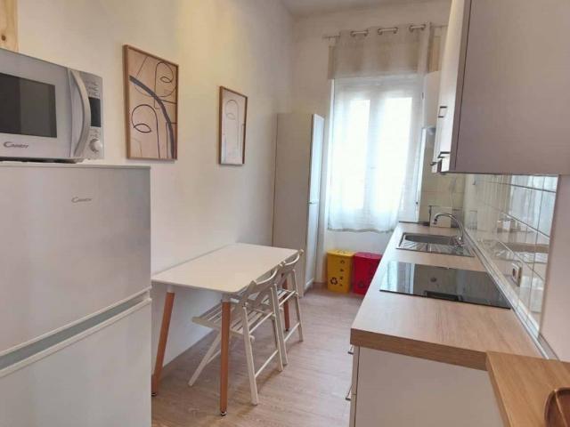 Appartamento in affitto a Milano via Tito Vignoli, arredato, lavastoviglie, frigorifero TrovaCasa