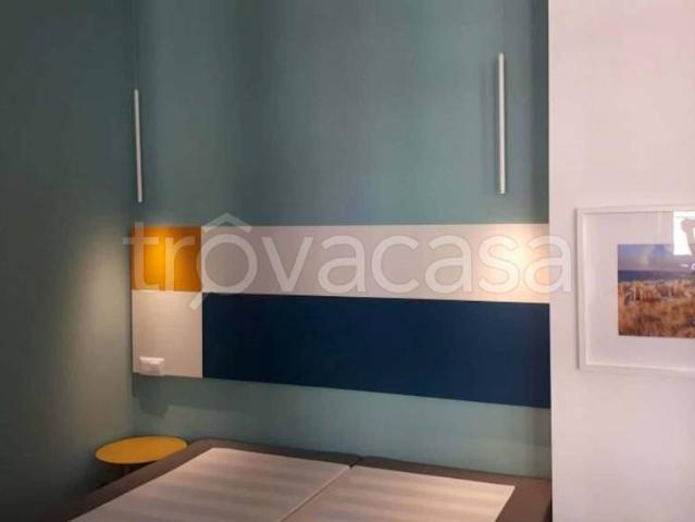 Appartamento in affitto a Milano via Varesina, Certosa