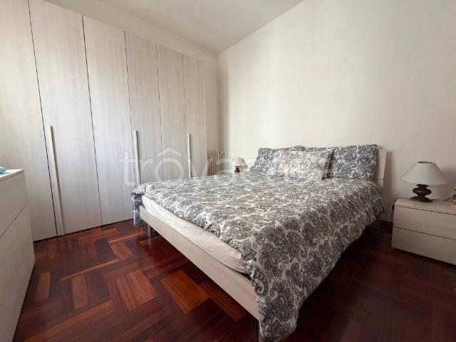 Appartamento in affitto a Milano via Venosa, 1, arredato, doppia esposizione, porta blindata TrovaCasa