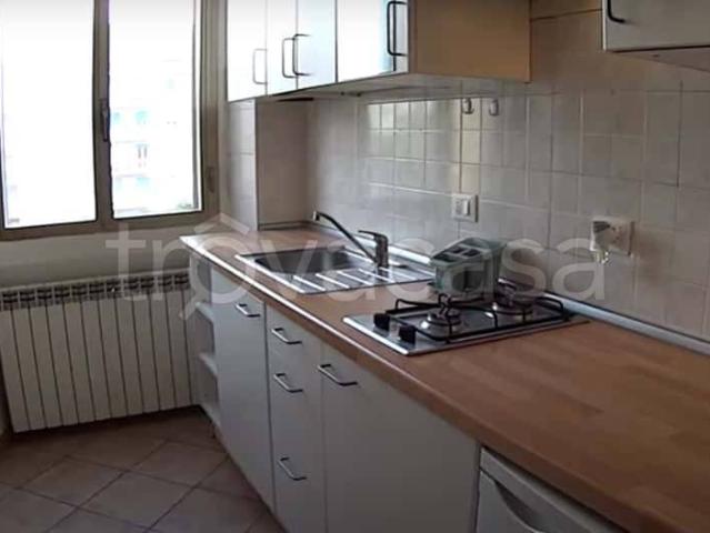 Appartamento in affitto a Milano via Vespri Siciliani, arredato, vicinanze negozi, senza ascensore TrovaCasa