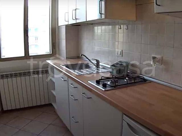 Appartamento in affitto a Milano via Vespri Siciliani, arredato, vicinanze negozi, senza ascensore TrovaCasa