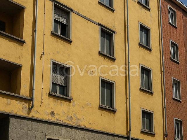 Appartamento in affitto a Milano via Vespri Siciliani, arredato, contesto signorile, vicinanze negozi TrovaCasa