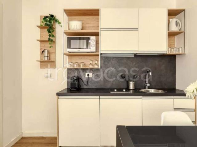 Appartamento in affitto a Milano via Vittoria Colonna, De Angeli