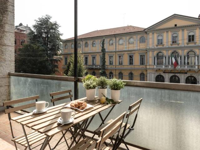 Appartamento in affitto a Milano via Vivaio, 10/a, arredato, ascensore, balcone TrovaCasa