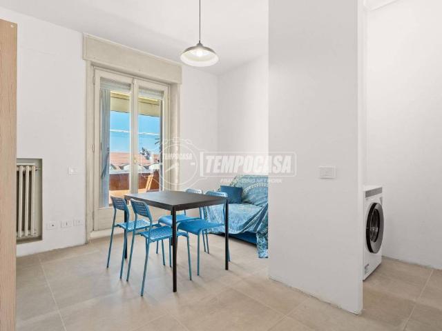 Appartamento in affitto a Milano via Viminale 10, terrazzo, parzialmente arredato, ascensore TrovaCasa