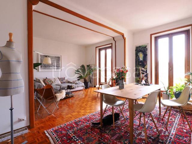 Appartamento in affitto a Milano via Vincenzo Bellini, 13, vista panoramica, ascensore, doppia esposizione TrovaCasa
