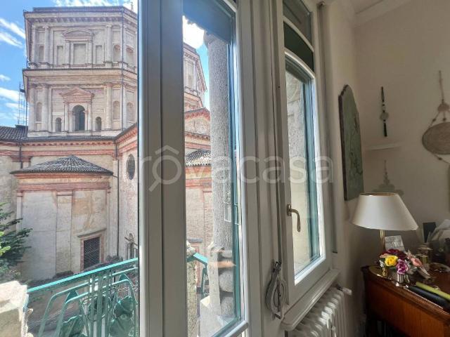 Appartamento in affitto a Milano via Vincenzo Bellini, 11, giardino, parzialmente arredato, ascensore TrovaCasa