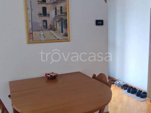 Appartamento in affitto a Milano via Vincenzo Forcella, 15, arredato, ascensore, doppia esposizione TrovaCasa