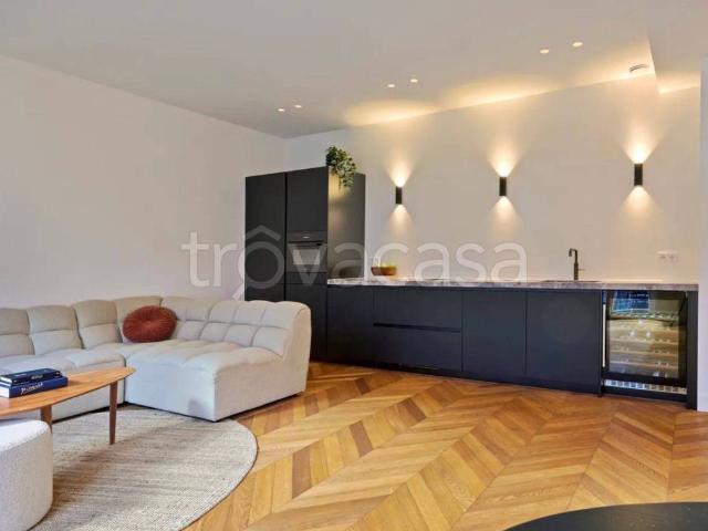 Appartamento in affitto a Milano via Vincenzo Monti, 34, arredato, terrazzo, immobile di prestigio TrovaCasa