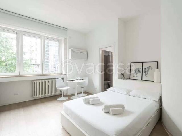 Appartamento in affitto a Milano via Vincenzo Monti, arredato, studio TrovaCasa