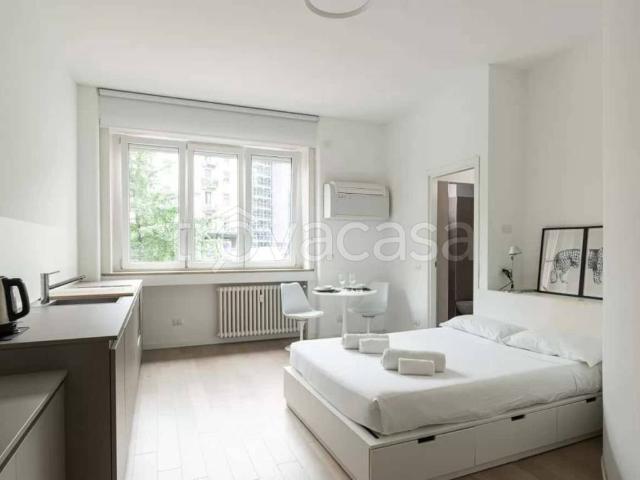 Appartamento in affitto a Milano via Vincenzo Monti, arredato, studio TrovaCasa