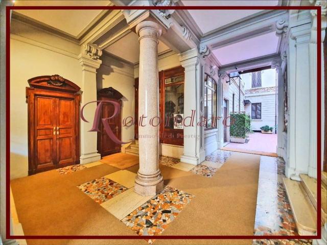 Appartamento in affitto a Milano via Zenale, giardino privato, parzialmente arredato, ascensore TrovaCasa