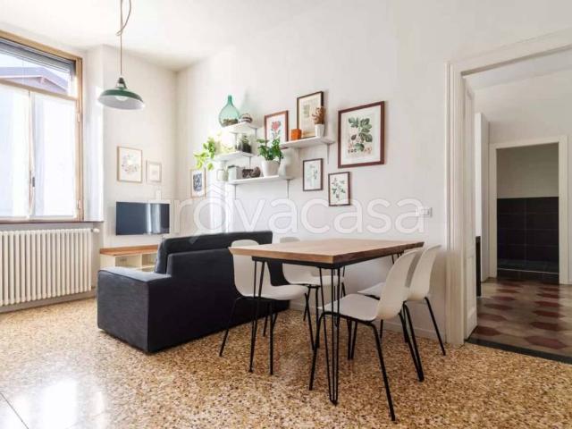 Appartamento in affitto a Milano viale Umbria, arredato, ascensore, centrale TrovaCasa
