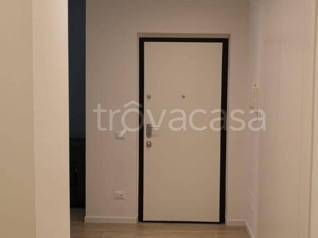 Appartamento in affitto a Milano viale Abruzzi, 82, arredato, cucina a vista TrovaCasa