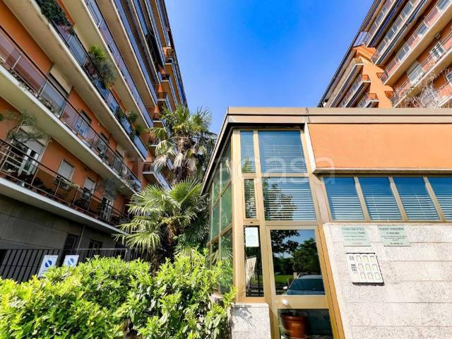 Appartamento in affitto a Milano viale Caterina da Forlì, 58, non arredato/vuoto, ascensore, riscaldamento centralizzato TrovaCasa