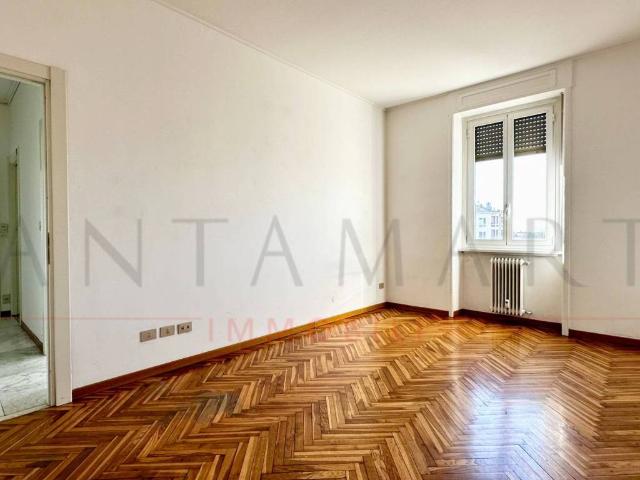 Appartamento in affitto a Milano viale Gabriele d'Annunzio, non arredato/vuoto, cucina abitabile TrovaCasa