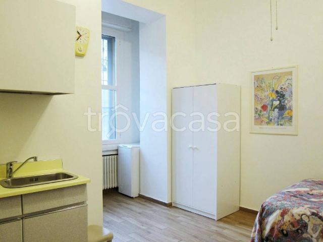 Appartamento in affitto a Milano viale Giovanni da Cermenate, arredato, studio TrovaCasa
