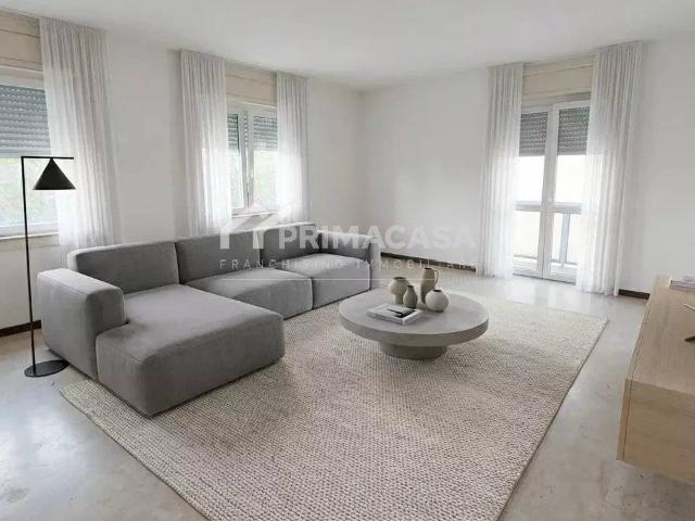 Appartamento in affitto a Milano viale Isonzo, 6, non arredato/vuoto, giardino privato, ascensore TrovaCasa