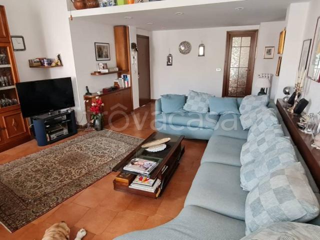 Appartamento in affitto a Milano viale Legioni Romane, 59, arredato, giardino, terrazzo TrovaCasa