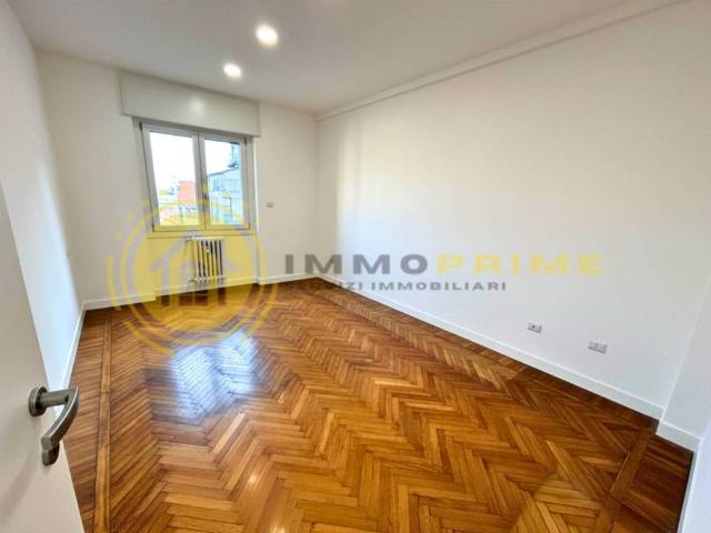 Appartamento in affitto a Milano viale Liguria, 35, non arredato/vuoto, riscaldamento centralizzato, ristrutturato TrovaCasa
