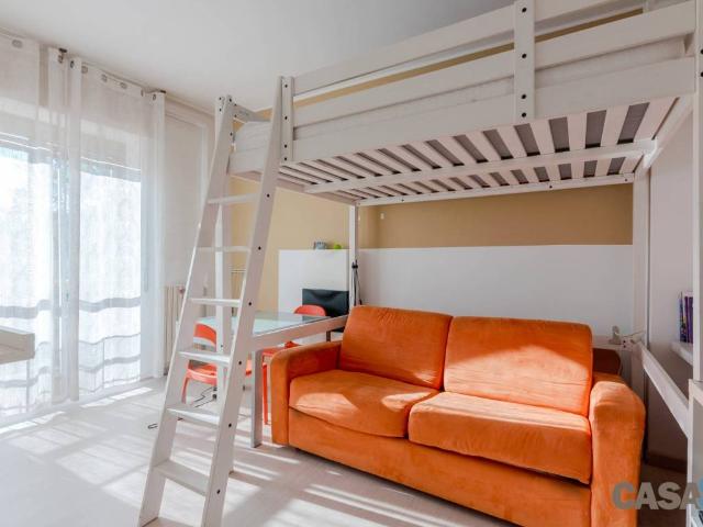 Appartamento in affitto a Milano viale Puglie, 19, arredato, balcone, studio TrovaCasa