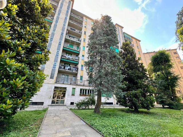 Appartamento in affitto a Milano viale Romagna, 22, arredato, ascensore, centrale TrovaCasa