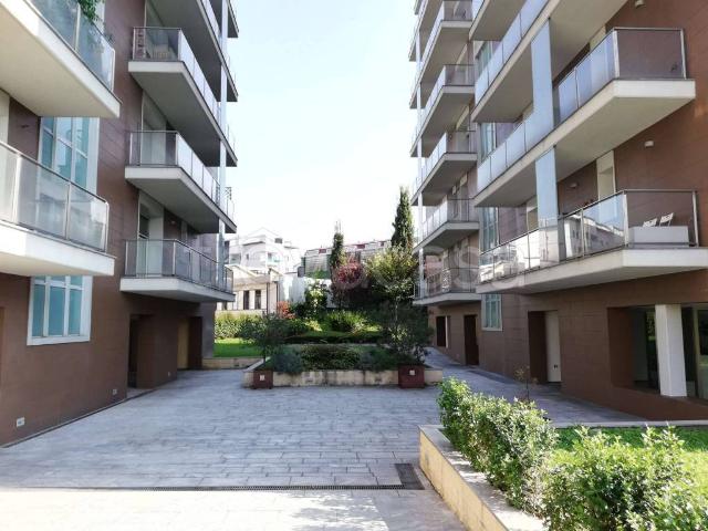 Appartamento in affitto a Milano, arredato, terrazzo, aria condizionata TrovaCasa