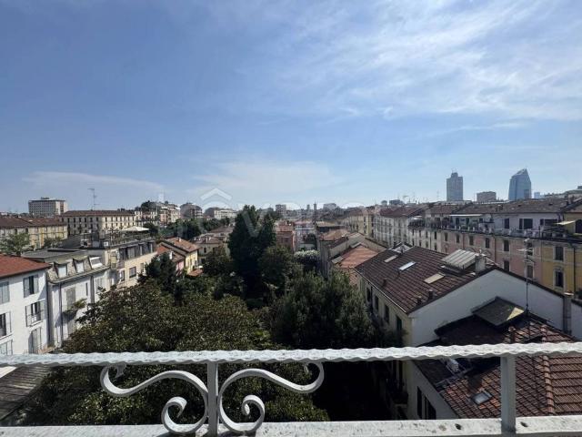 Appartamento in affitto a Milano, arredato, vista panoramica, ultimo piano TrovaCasa