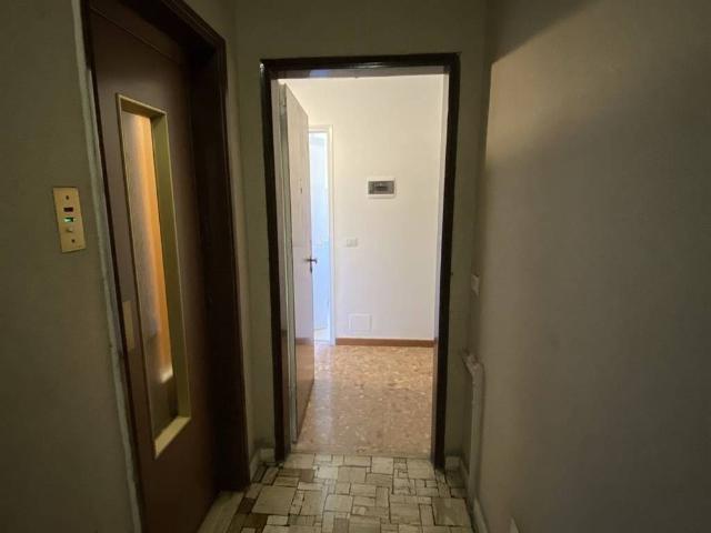 Appartamento in affitto a Milano, arredato, balcone TrovaCasa