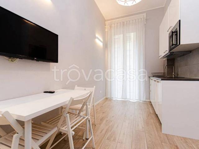 Appartamento in affitto a Milano, arredato, cucina a vista TrovaCasa