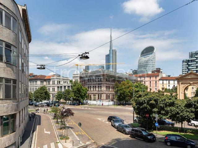 Appartamento in affitto a Milano corso di Porta Nuova, arredato, ascensore, balcone TrovaCasa