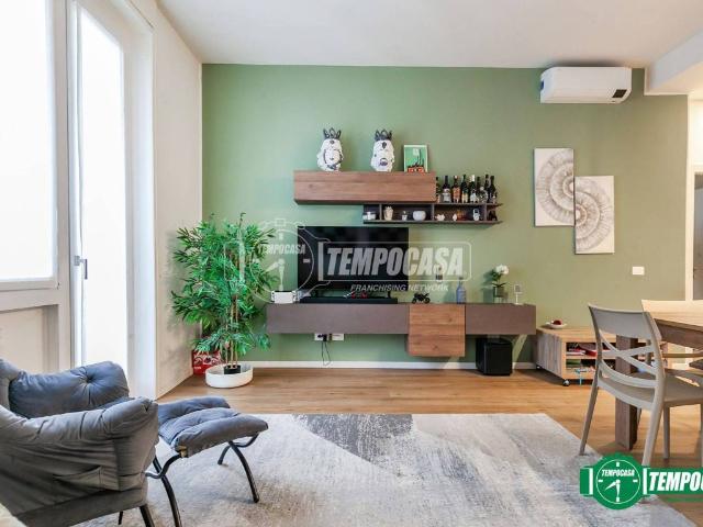 Appartamento in affitto a Milano corso Genova 5, parzialmente arredato, ascensore, riscaldamento centralizzato TrovaCasa