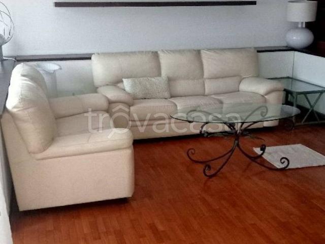 Appartamento in affitto a Milano corso Lodi, arredato, terrazzo, ascensore TrovaCasa