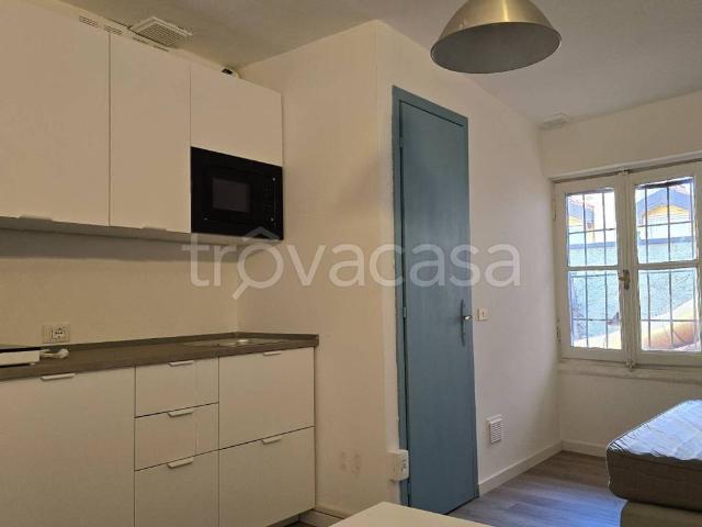 Appartamento in affitto a Milano corso Magenta, 14, arredato, senza ascensore, esposizione interna TrovaCasa