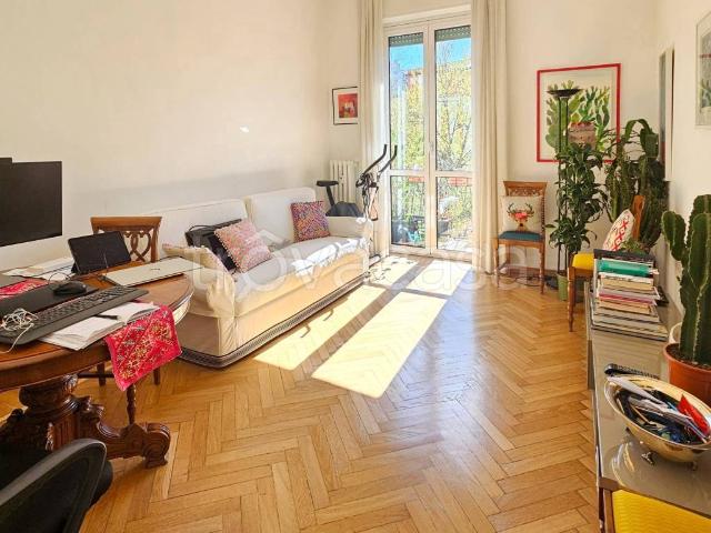 Appartamento in affitto a Milano corso Sempione, 50, doppia esposizione, buono stato, servizio di portineria TrovaCasa