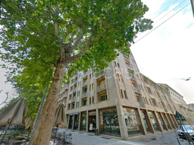Appartamento in affitto a Milano corso Sempione, 3, arredato, box, cantina TrovaCasa