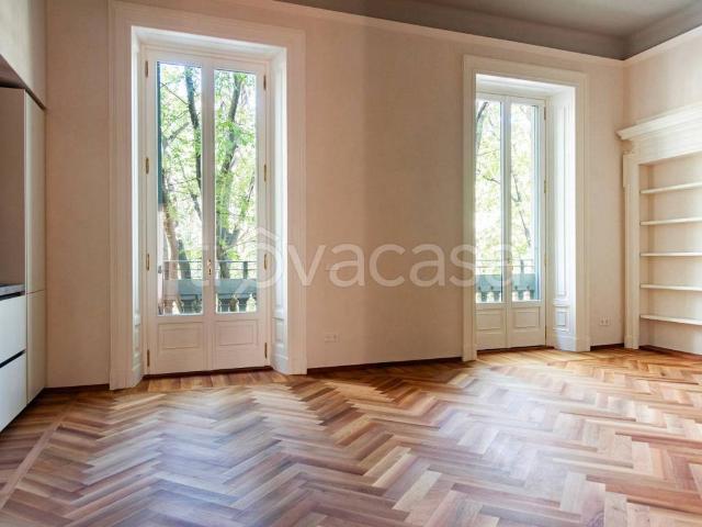 Appartamento in affitto a Milano foro Buonaparte, terrazzo, parzialmente arredato, caminetto TrovaCasa